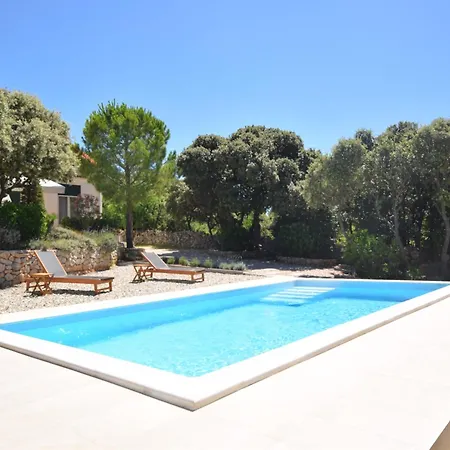 Holiday Home Mandre Near Zrce Beach, Cleaning Included * Mandre