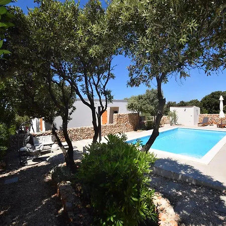 Holiday Home Mandre Near Zrce Beach, Cleaning Included *